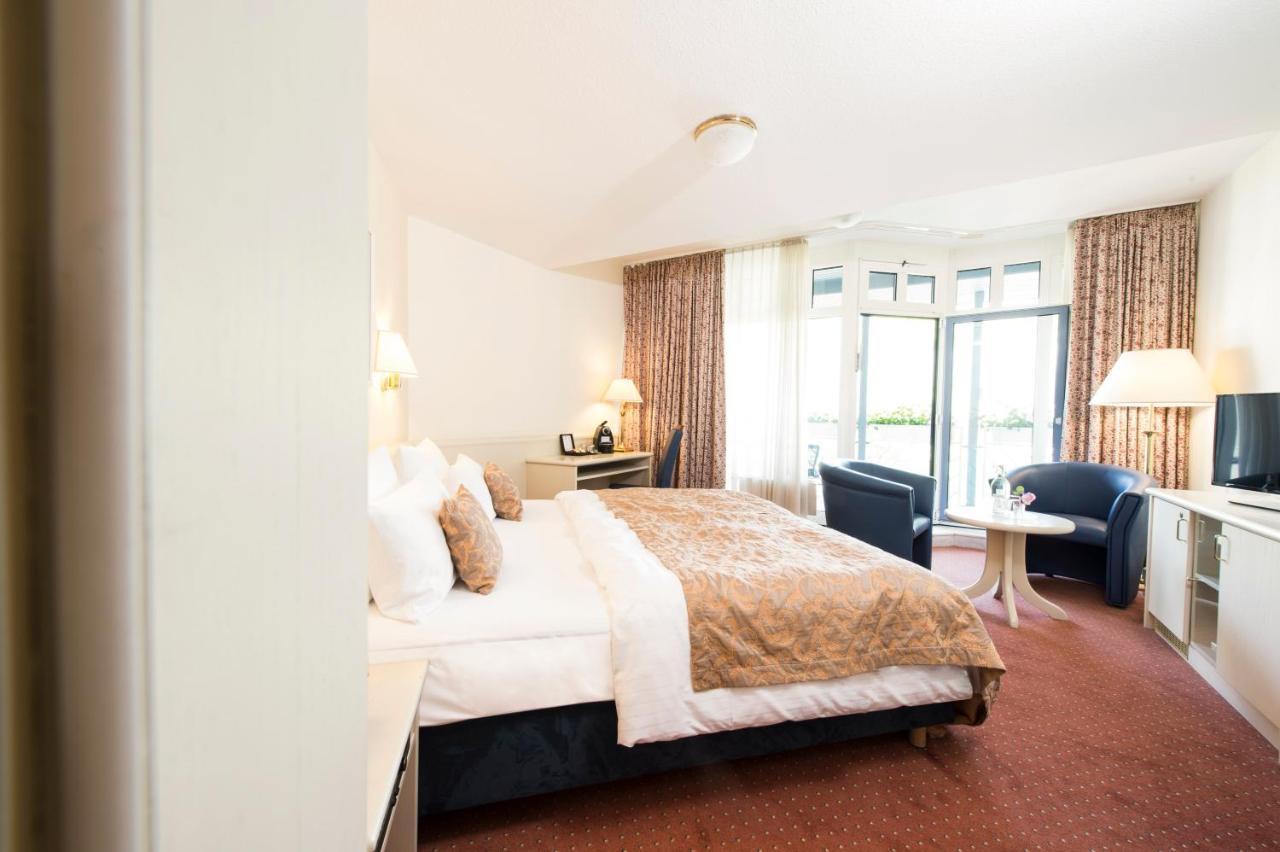 Hotel Traube Ruedesheim Rudesheim am Rhein Bagian luar foto