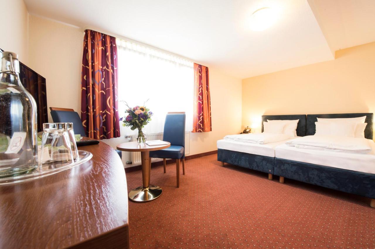 Hotel Traube Ruedesheim Rudesheim am Rhein Bagian luar foto