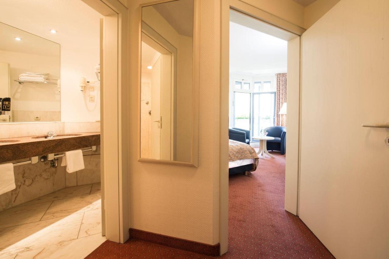 Hotel Traube Ruedesheim Rudesheim am Rhein Bagian luar foto